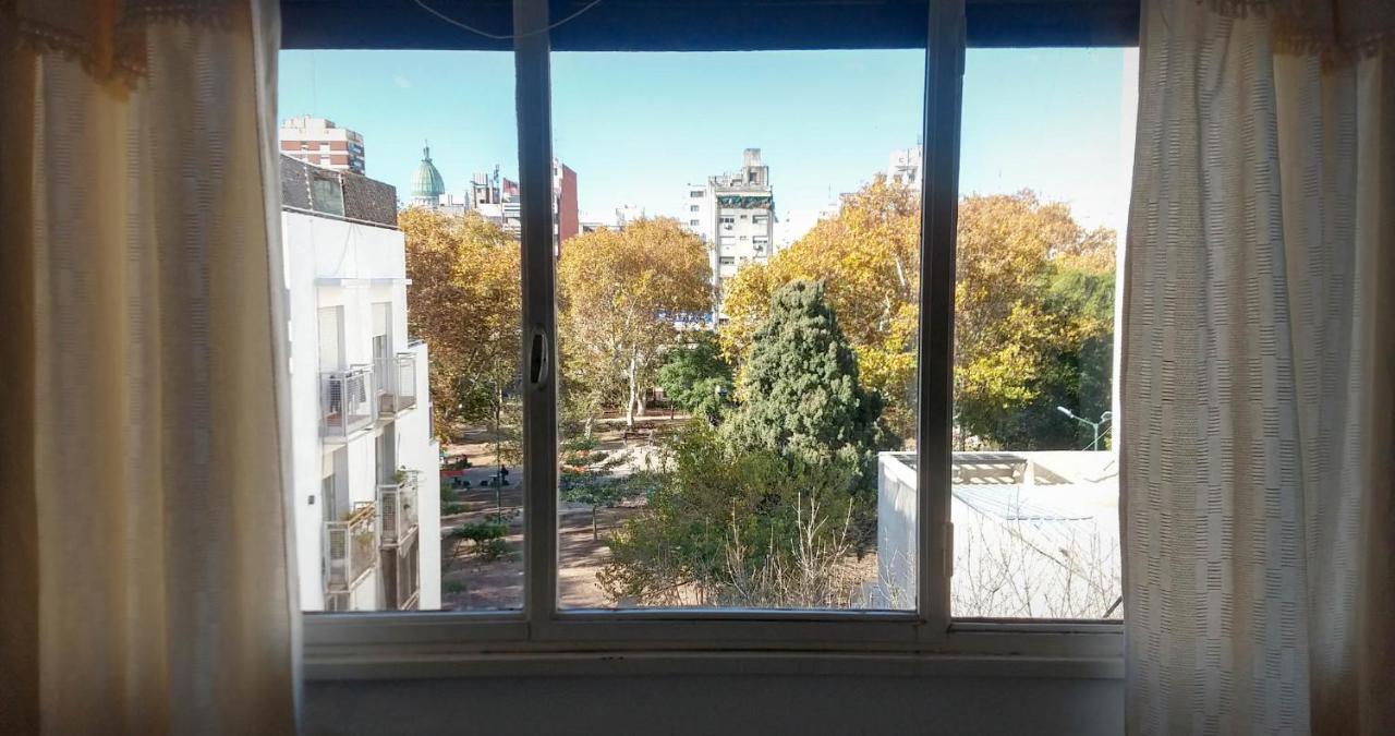 Апартаменты Depto 2 Ambientes Muy Luminoso Con Wifi Y Vista A La Plaza Буэнос-Айрес Экстерьер фото